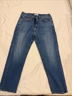 Denizen from Levi's Men's Straight-Fit Medium Blue Jeans